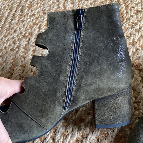 Sundance boots - Picture 3 of 8